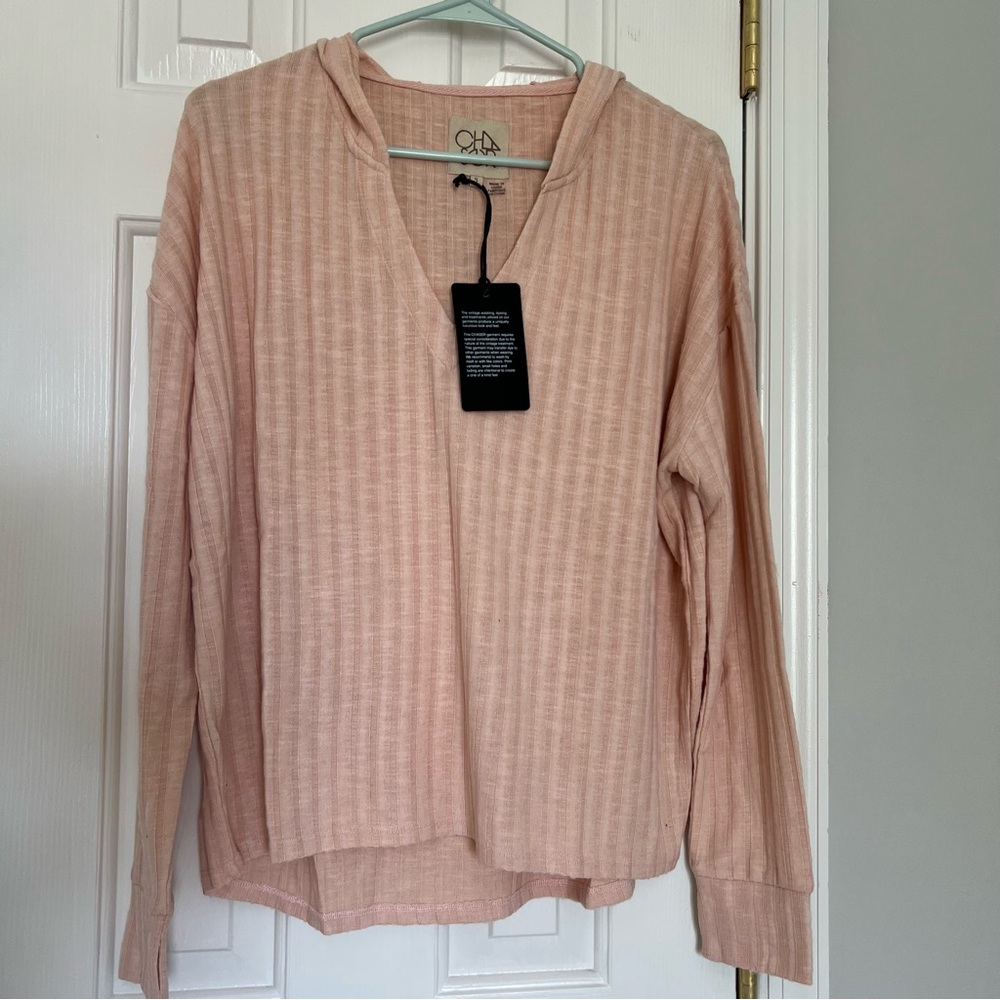 NWT Chaser Top With Hood